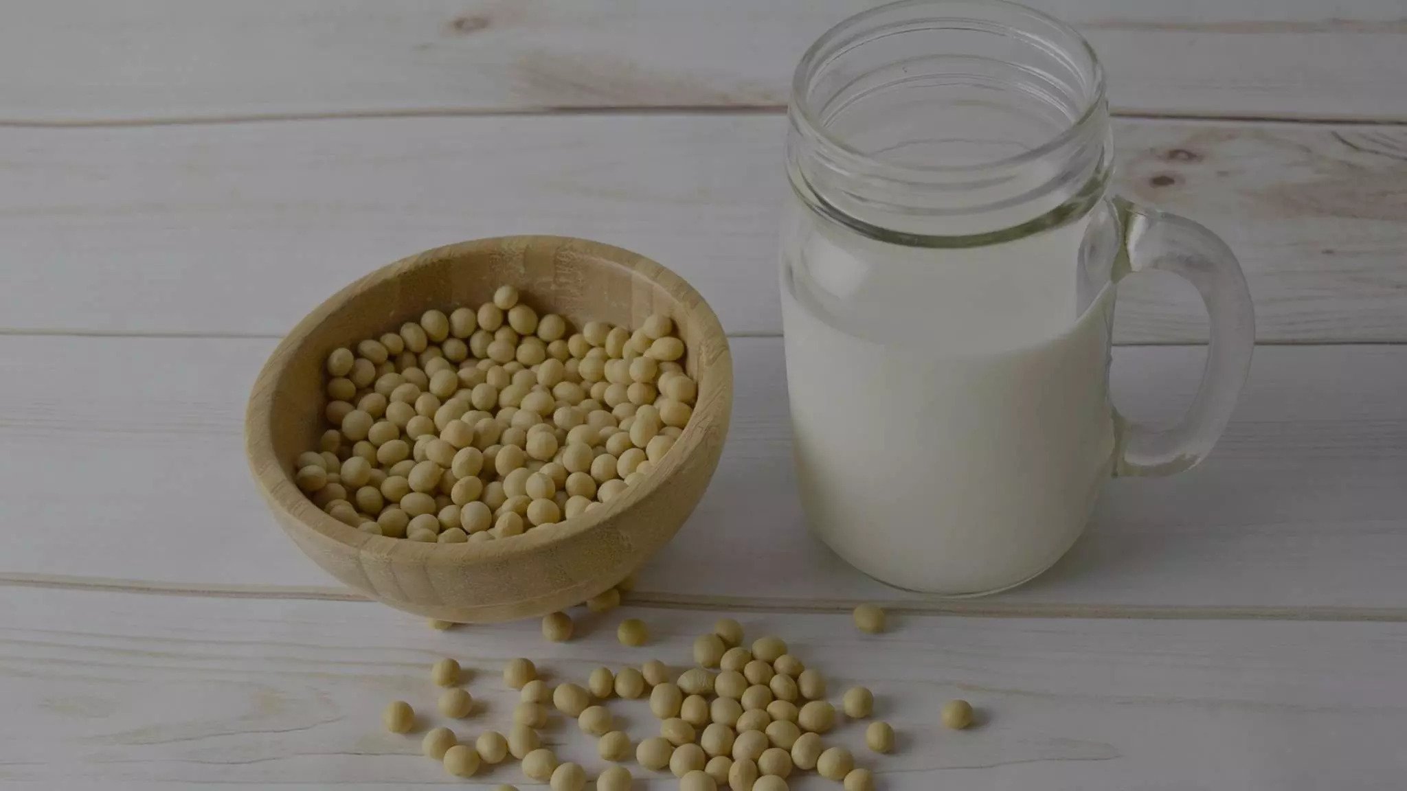 Top 11 PlantBased Drinks for Breakfast Nestlé Cereals